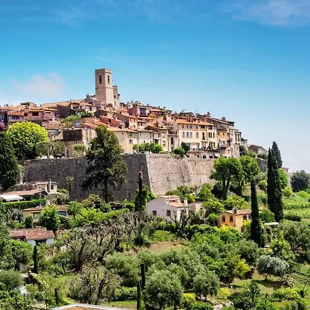 Domaine De La Tour Carree Aparthotel 3*